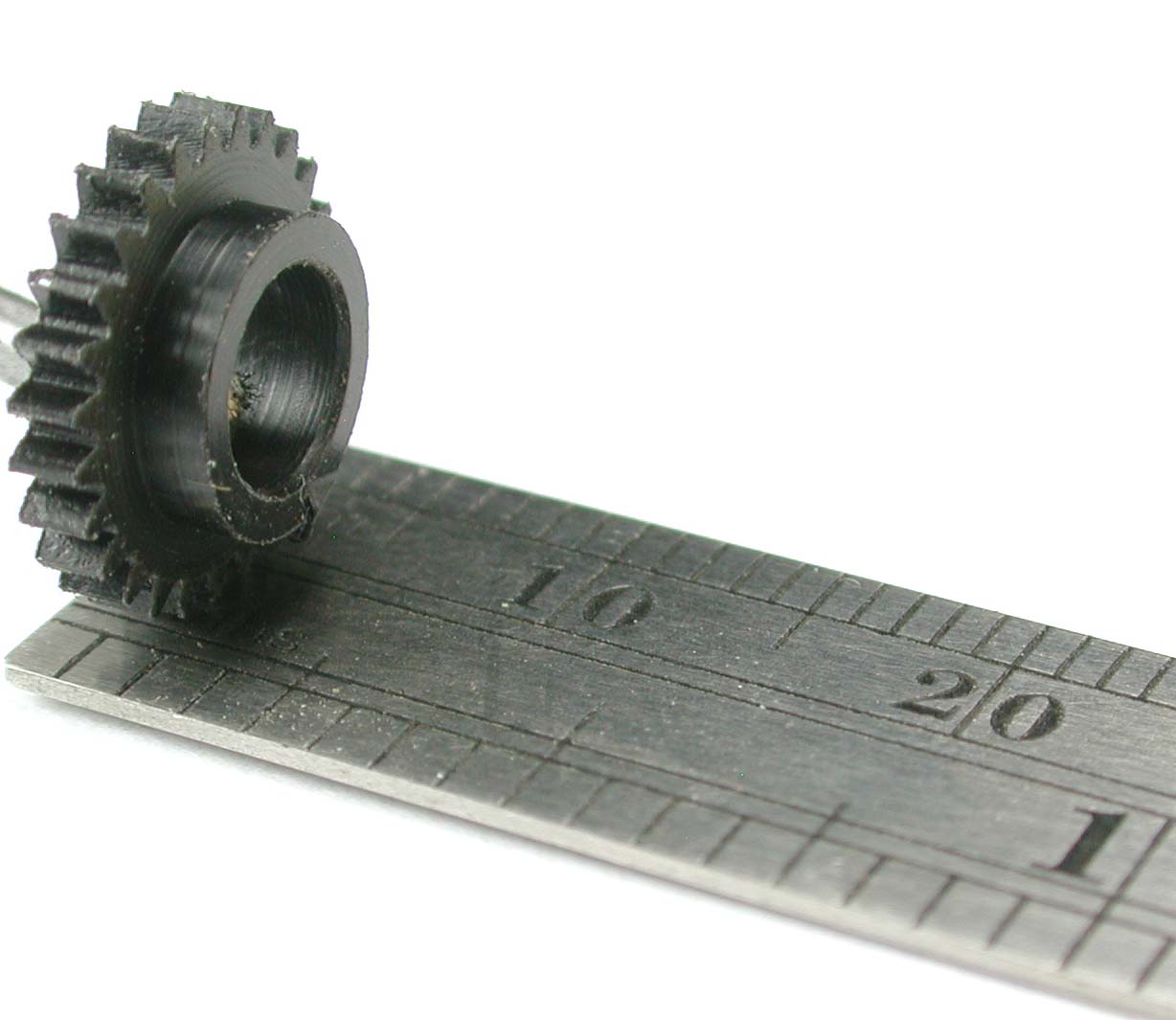 Spur Gear, 0.4mod x 26 Teeth x 11.3mm OD x 0.069" Face x 5.0mm Bore, Delrin, Hubbed