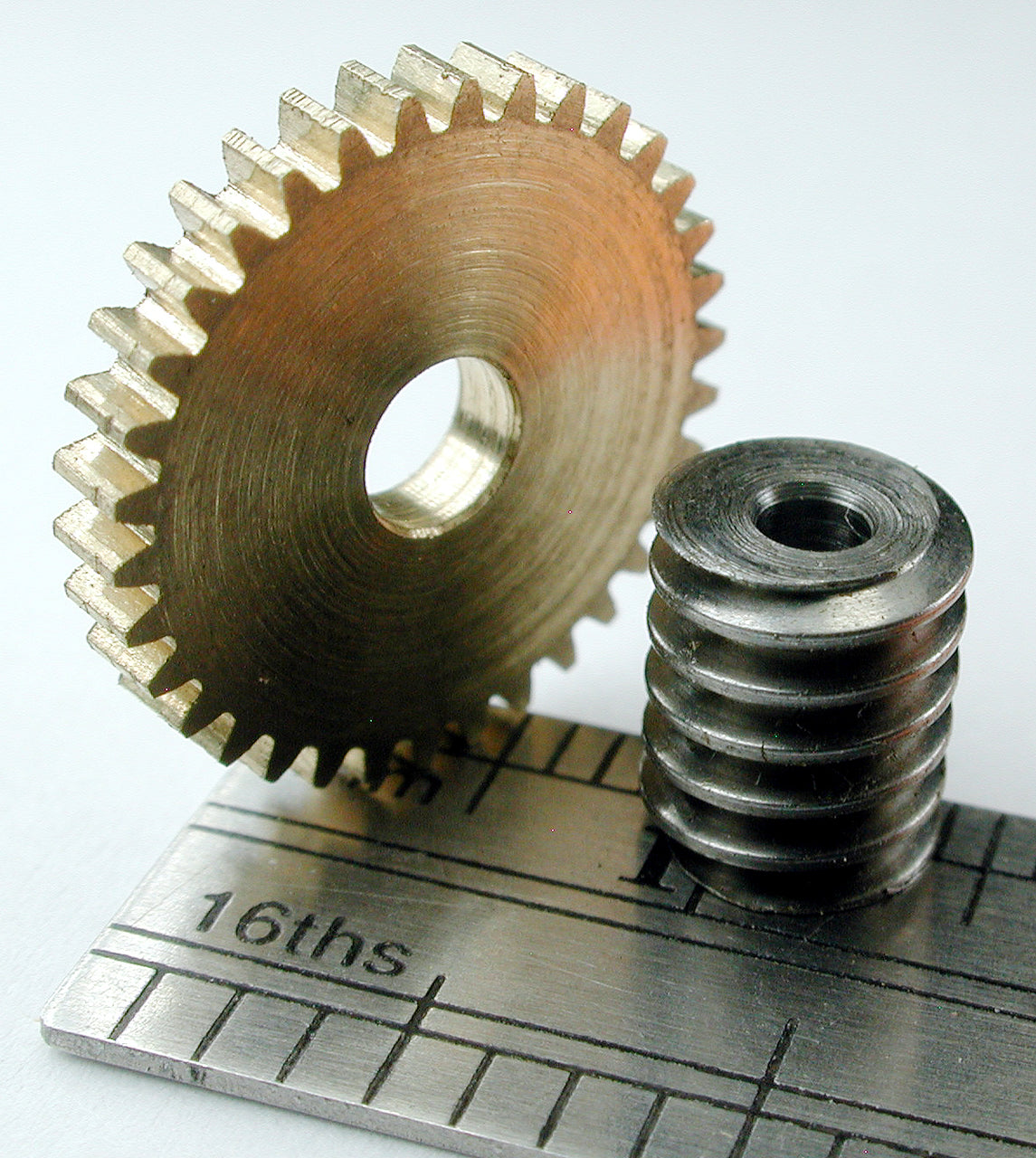 Worm Gear, 0.4mod x 34 Teeth x 14.25mm OD x 0.077" Face x 2.0mm Bore
