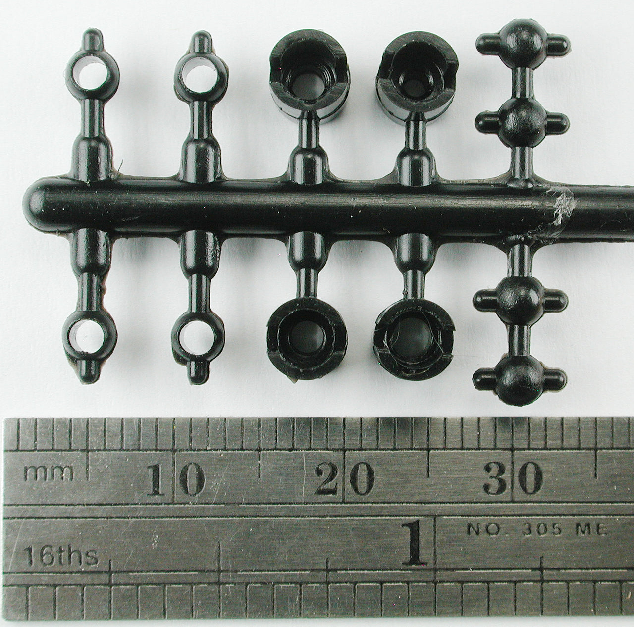 Driveline Universal Connector 2.4mm Shaft (1 Socket), 2.0mm Shaft (2 Sockets), 1.5mm (1 Socket)