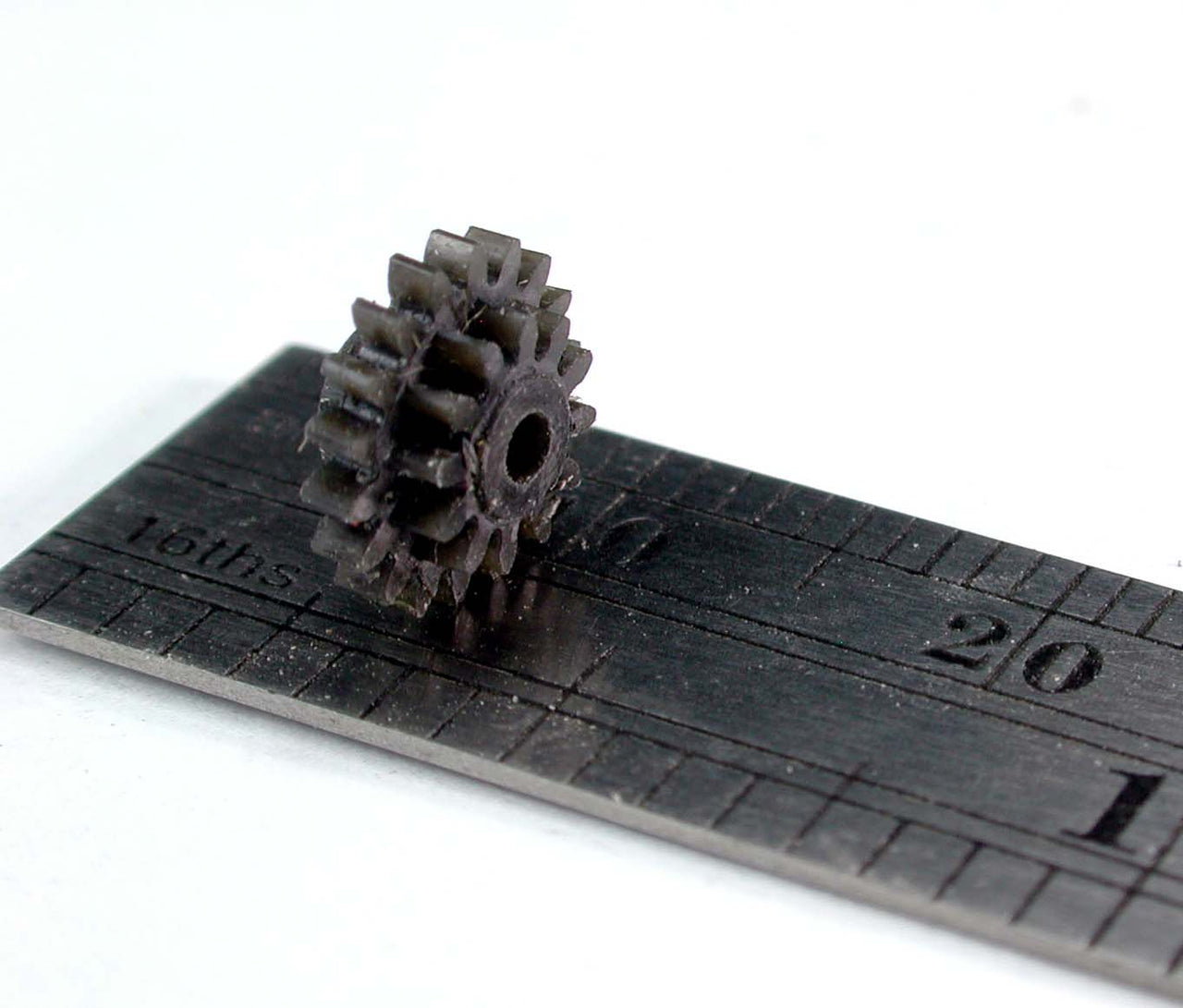 Spur/Spur Compound Gear, 0.4mod x 12/18 Teeth x 1.5mm Bore, Delrin – NorthWest Short Line