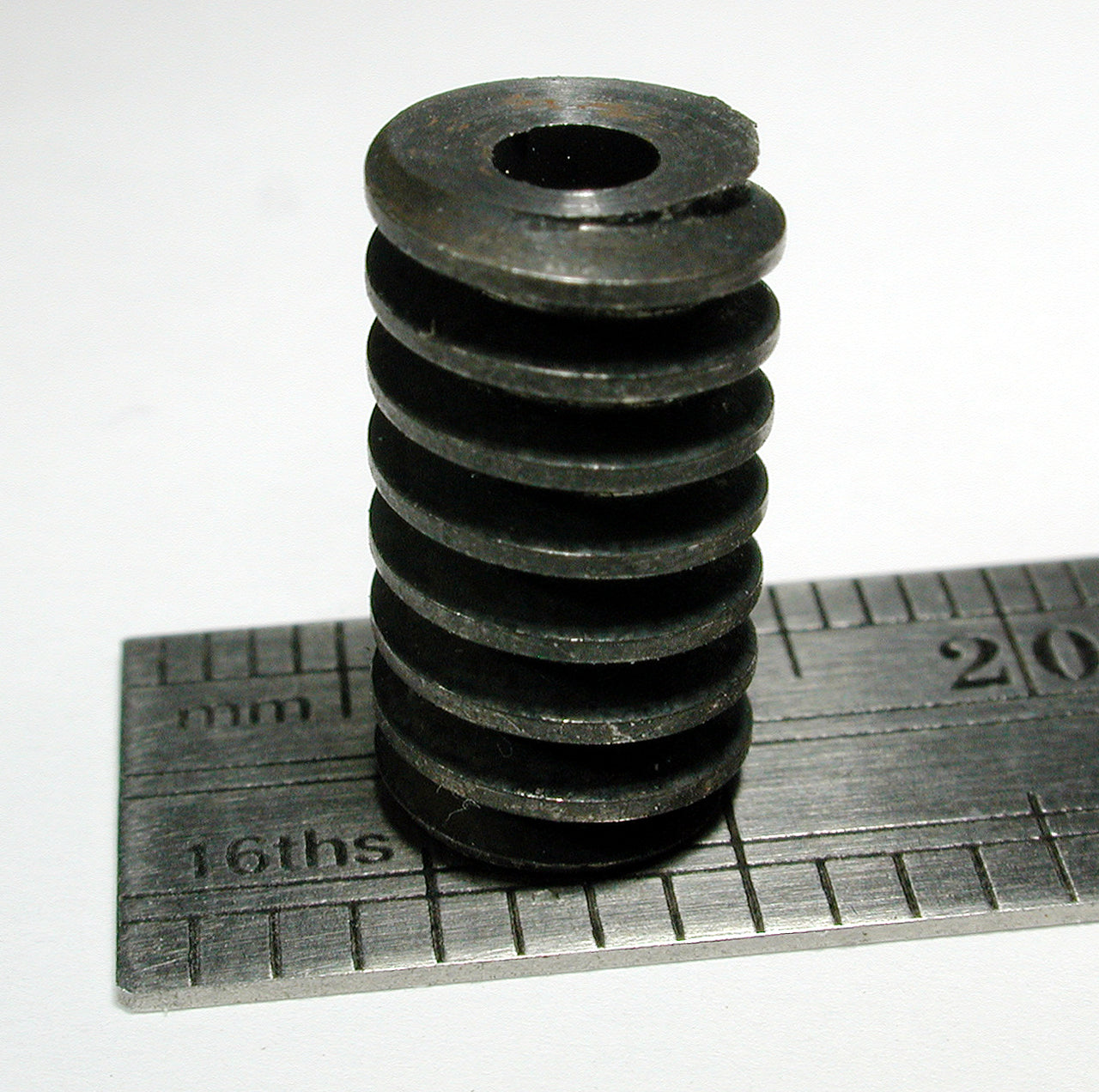 Worm, Steel, LH, 0.6mod, 1/8" bore x 8.0mm OD x 0.560" L